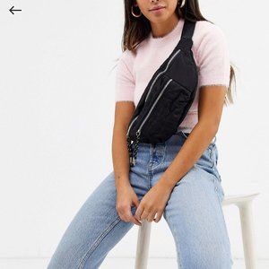 Pull&Bear quilted nylon fanny pack in black